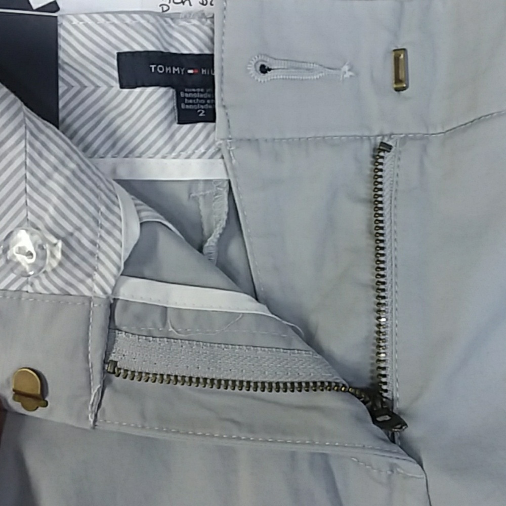 Tommy Hilfiger Womens Khaki, Chino Shorts - Picture 3 of 3